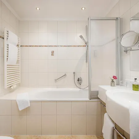 Hotel Sieghard - Kleine Mit Der Grossen Küche