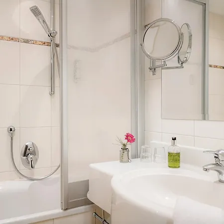 Sieghard Zillertal מלון 4*