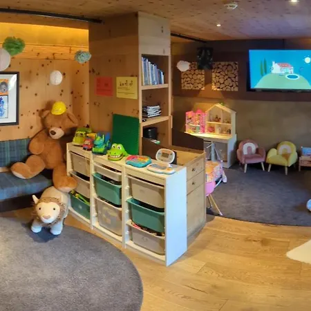 Sieghard Zillertal מלון